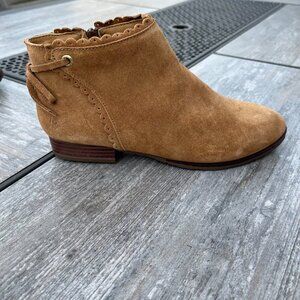 Jack Rogers NEW Women's‎ Charlotte Suede Waterproof Ankle Bootie Tan Size 6.5